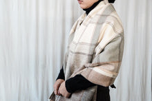 画像をギャラリービューアに読み込む, Colored Co/Wool Blanket (Soy)