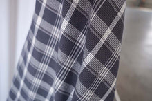 画像をギャラリービューアに読み込む, SASHIKO Check Cotton〈Swatch〉