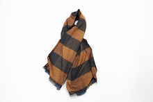Load image into Gallery viewer, Brushed Cotton Check Stole
